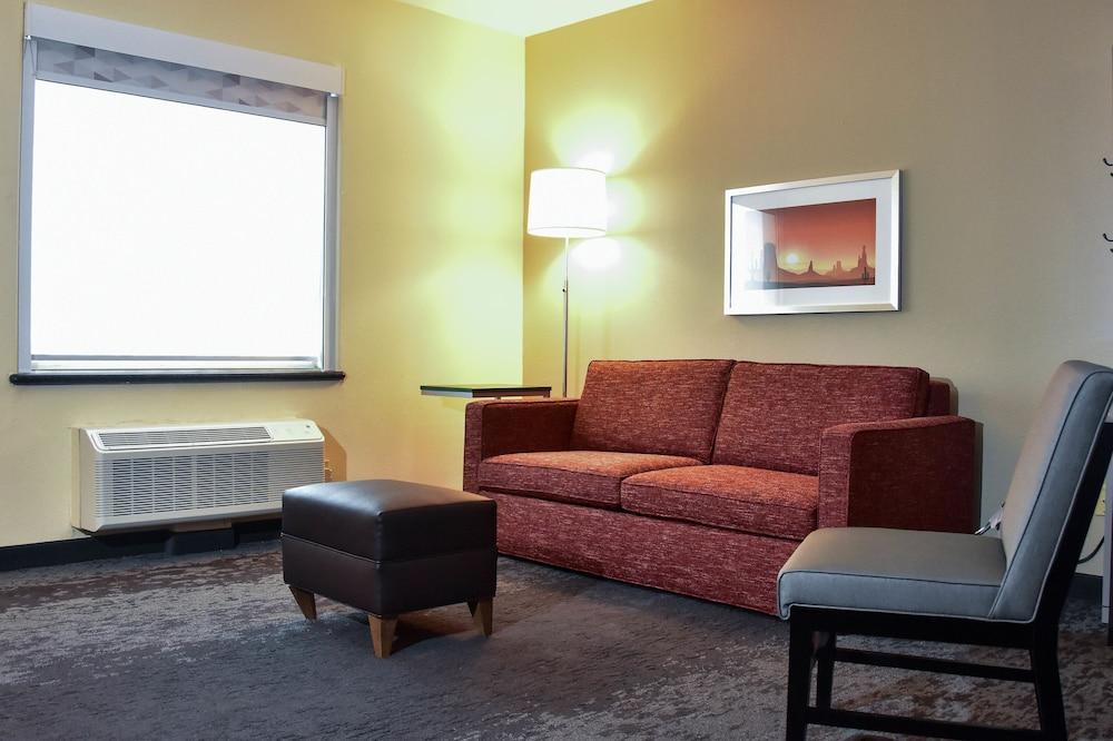 - By Ihg 3* Brownsville