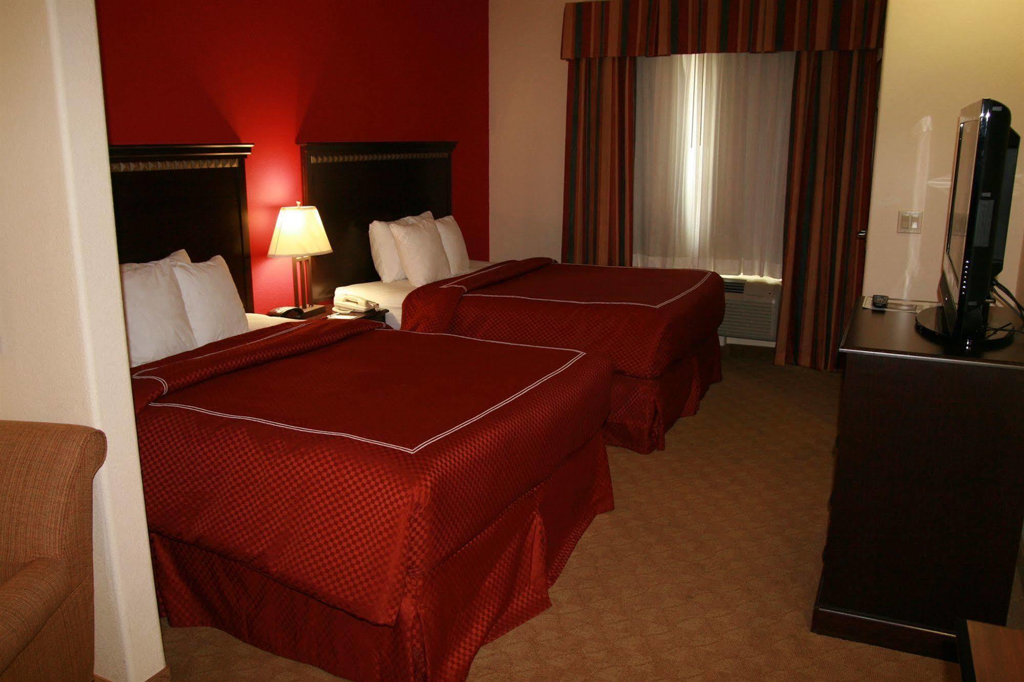 Hotel - By Ihg